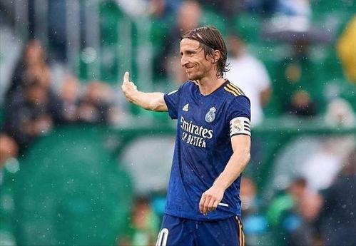 老罗足坛爆料最新消息,最新内幕揭秘，足坛风云再起！